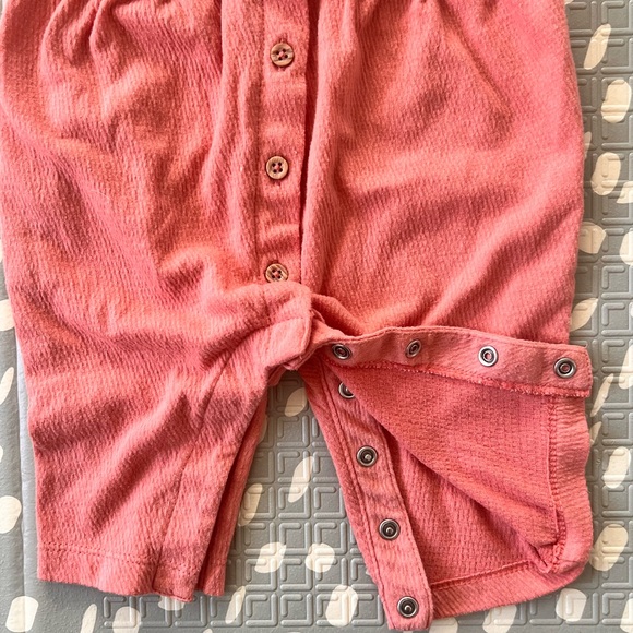 Carter's Pink Ruffled Baby Set - Picture 3 of 7